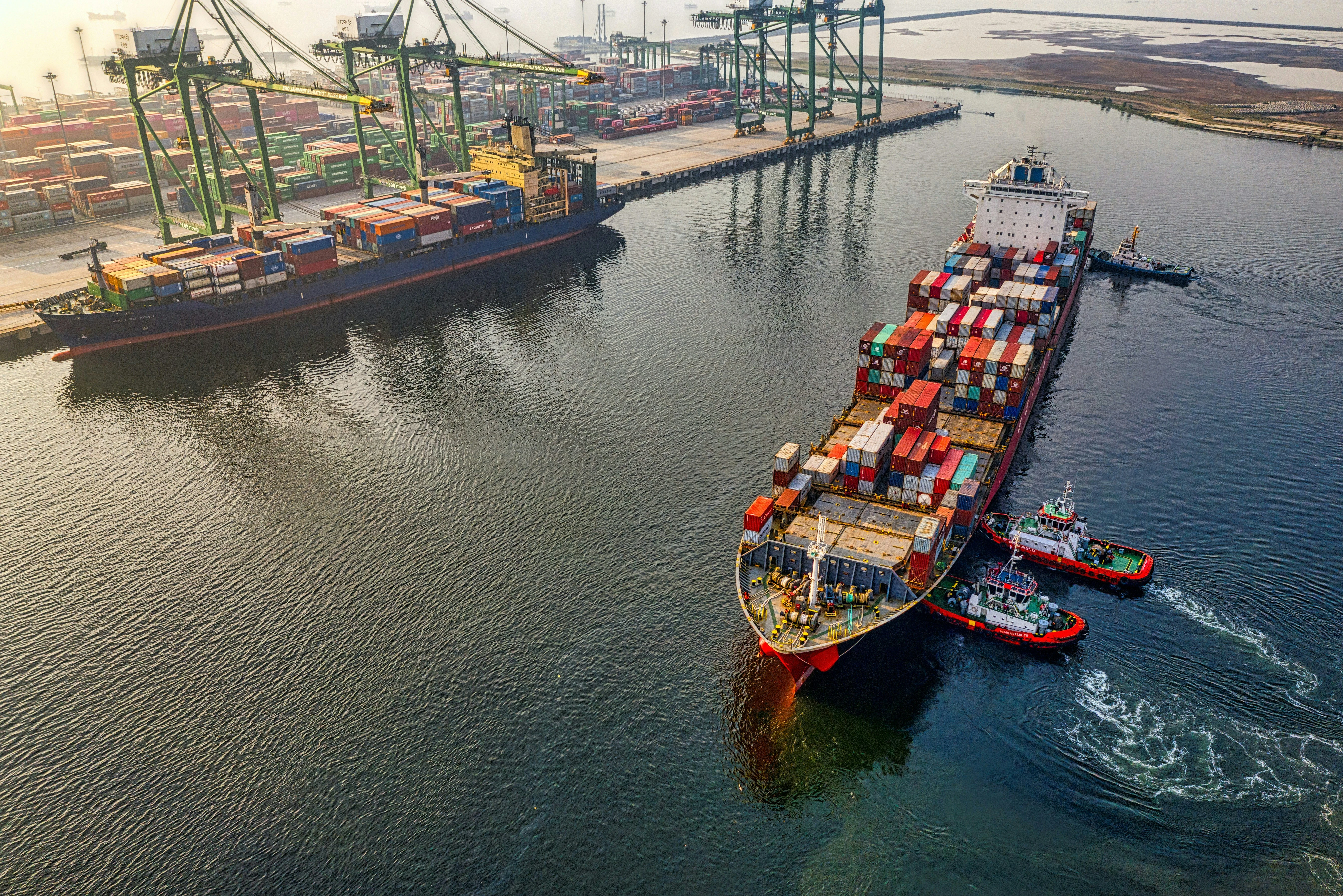 A massive container ship at sea representing Ransilu Marine Services maritime and environmental solutions in Sri Lanka